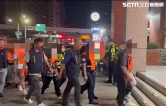 10餘惡煞包圍派出所慘了　警第一視角影曝