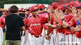 ▲台灣大賽首戰，味全龍總教練葉君璋。（圖／記者劉彥池攝影）