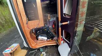 太平山遊覽車翻覆！乘客：車速越來越快
