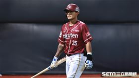 ▲台灣大賽第2戰，樂天桃猿中外野手林子偉遭到三振。（圖／記者劉彥池攝影）