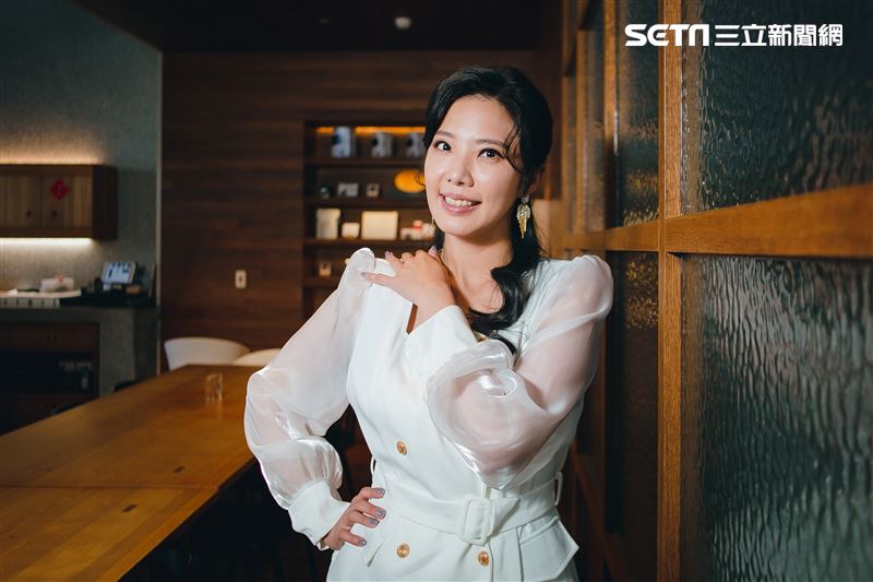 葉華三立新聞網專訪。（圖／記者楊澍攝影）