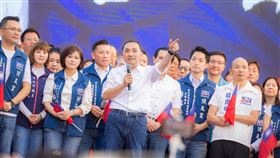 「侯友宜總統暨立委台北市競選總部成立誓師大會」4日下午在台北市政府前舉行。（圖／翻攝自侯友宜臉書）