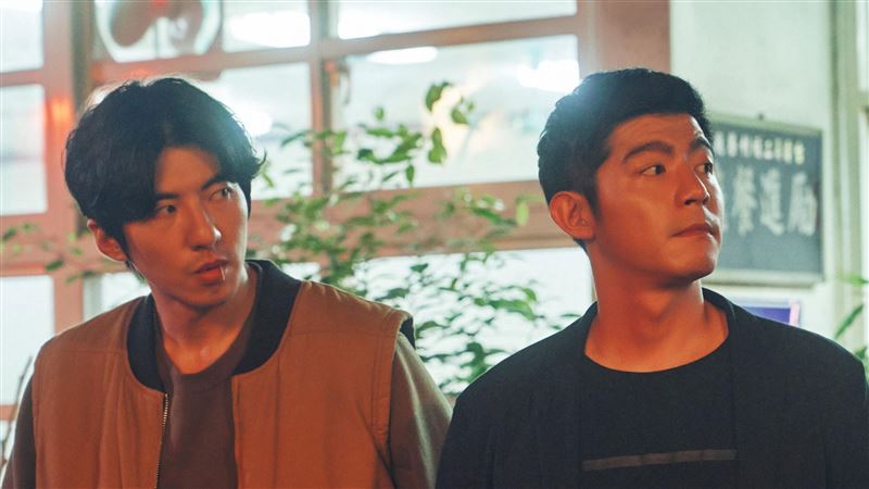 2男神尬戲太香　王柏傑吃一物面癱治癒了