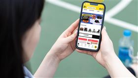 Yahoo奇摩拍賣熱門球員卡及啦啦隊卡週週一元競標。（圖／品牌業者提供）