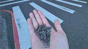 台中海線狂撒鐵釘，怪客，宜蘭進香落網，辯撒釘為了祭改(圖／翻攝畫面)