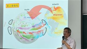 太陽黑子、暖化及海氣增強  冬季恐形成超級颱風台灣師範大學7日舉行學術成果發表會，地球科學系教授吳朝榮（圖）說明，在太陽黑子活躍、全球暖化、海氣交互作用等3重增強作用下，即使冬季也可能形成超級颱風。中央社記者許秩維攝  112年11月7日