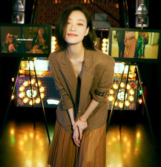 倪妮的蛻變之路,宛如一部勵志電影。(圖/翻攝自微博)