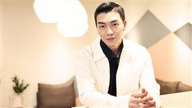 張洛偍《青春並不溫柔》。（圖／希望影視提供）