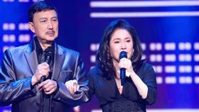 余天（左）、李亞萍相當思念余苑綺。（圖／高雄流行音樂中心提供）