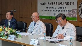 張上淳：多名專家認為防疫物資自產量能