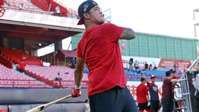 ▲林智勝打Long Tee練習，是從進職棒代訓時期就養成的個人調整方式。（圖／味全龍球團提供）