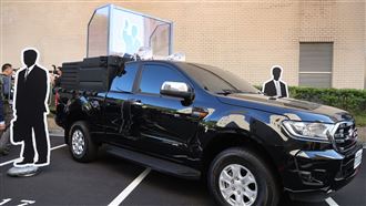 總統大選新亮點　掃街車超人性功能曝光