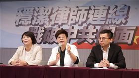 徐春鶯避談武統，林志潔（中）轟：這種人不配當台灣人，怎麼還能當立法委員！（圖／翻攝自林志潔臉書）