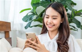 國泰世華提供匯率到價通知服務。（圖／國泰世華銀行）