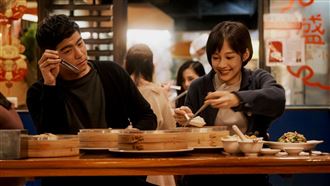 你會吃小籠包嗎？美食無間公開不燙嘴吃法