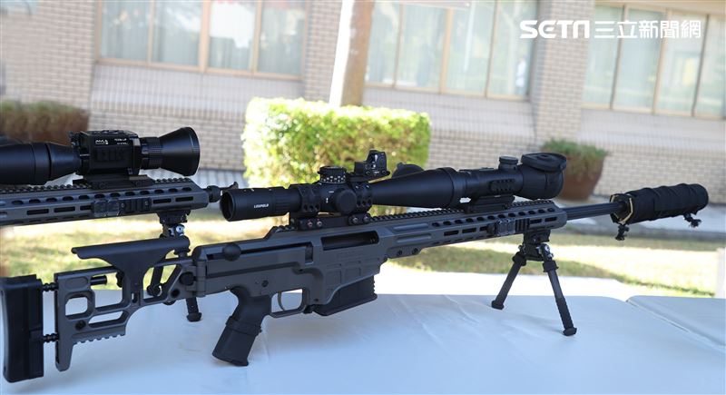 BARRETT MRAD狙擊槍。（記者邱榮吉/攝影）