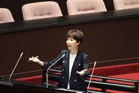 誇大不實　陳亭妃籲主管機關管一管（業配勿用）