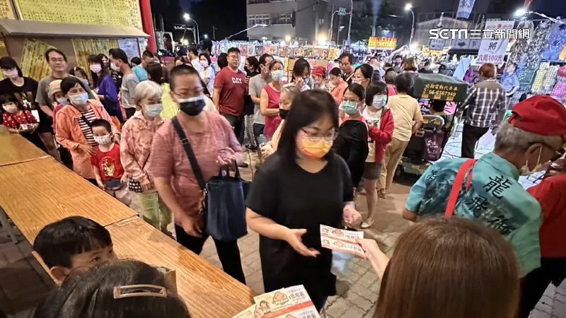 控鹽水夜市黑勢力介入　議員防彈背心質詢