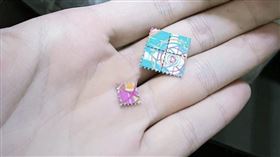 毒郵票，走私，圖案紙浸泡毒溶液陰乾，波蘭郵寄來台，二級毒品麥角二乙胺，啟靈藥，LSD(圖／翻攝畫面)