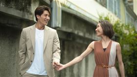 龍語申、何依霈分享結婚好消息。（圖／翻攝自龍語申、何依霈臉書）