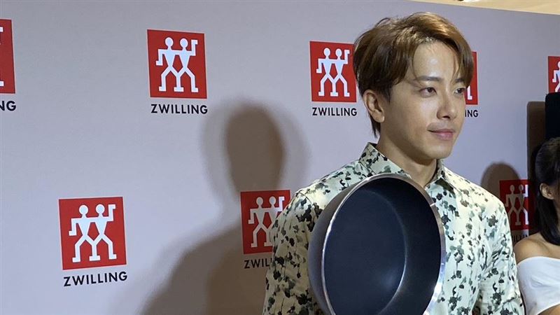 玩很大勇闖神秘阿曼王國　坤達鬆口有驚喜