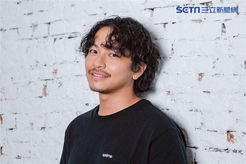 楊銘威《此時此刻》三立新聞網專訪。（圖／記者楊澍攝影）