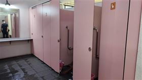 九曲堂火車站,陳屍,男子,女廁