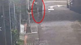 ▲北市中正一分局日前獲報仁愛路上一間教會遭竊。(圖／翻攝畫面)