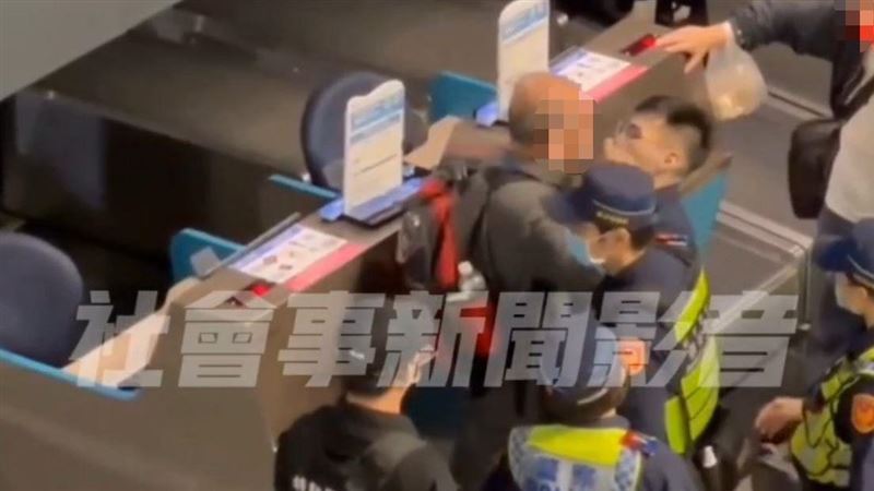 晚18分鐘上不了飛機　翁嗆地勤：你賠不完