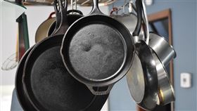 鐵鍋,鍋子。（圖／Pixabay）