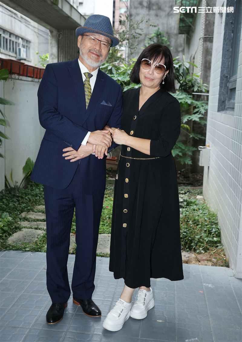 班鐵翔與妻子Celine結婚滿7周年。（圖/記者邱榮吉攝影）