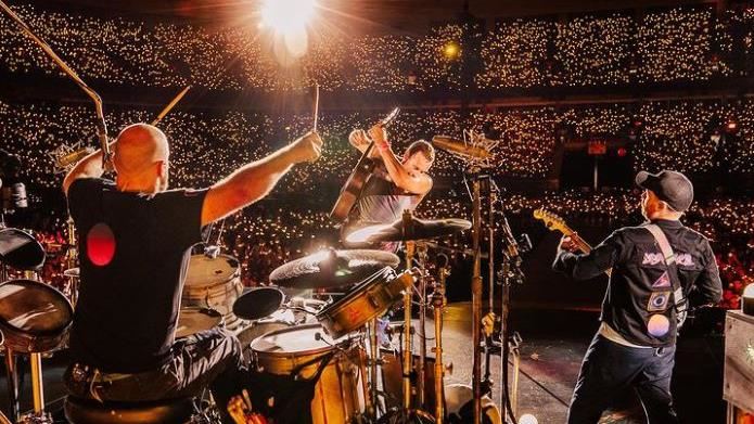 Coldplay演唱會竟變抓姦現場。（圖／翻攝自Coldplay IG）