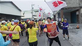 泰山年年動員志工夾賽道為選手加油。（圖／泰山提供）