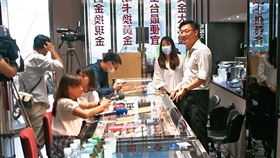 「黃金大亨」涂誠文成洗錢教父　害虛擬幣女神成階下囚