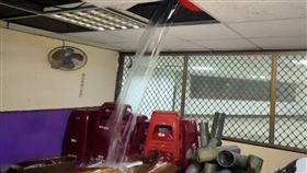 蘆竹厚生社區地下室驚見瀑布！張桂綿質疑與污水接管有關（圖／桃園電子報）