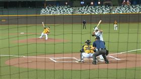 台北大巨蛋將於18日進行公開測試賽，遠雄也在今（14）日進行閉門測試賽。（圖／翻攝自李四川臉書）