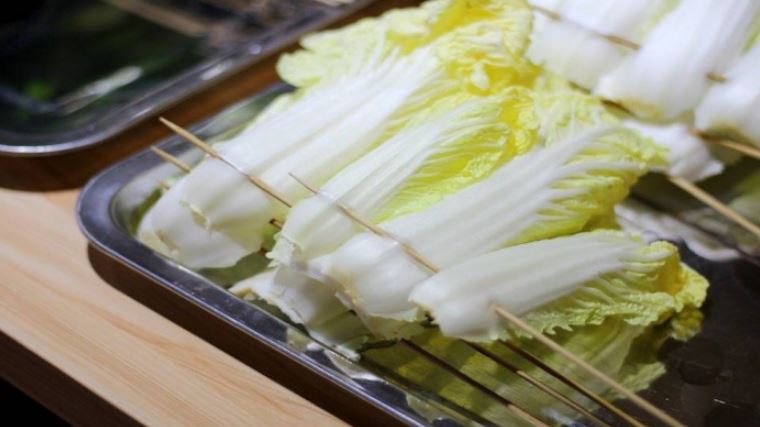 吃火鍋點娃娃菜　「4片賣27元」整桌看傻