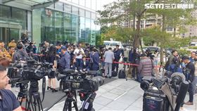 ▲藍白政黨協商二次會場外（圖／記者黎冠志攝影）