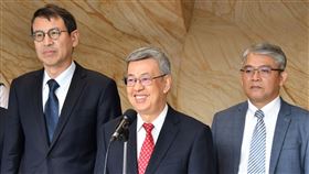 行政院長陳建仁今(15)日出席「2023馬路好行評選」論壇暨頒獎典禮。（圖／行政院提供）