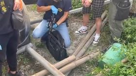 機械工染毒，改造S級衝鋒槍，許姓嫌犯，1把賺20萬　戴金鍊+金錶+潮鞋落網(圖／翻攝畫面)