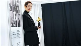 謝盈萱擔任「Golden Flow - 金馬60互動展」導覽。（圖／金馬執委會提供）