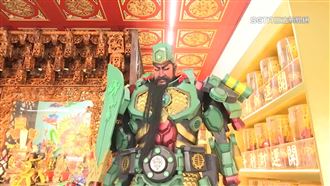 福德祠「機甲關公」好吸睛！還可穿戴表演