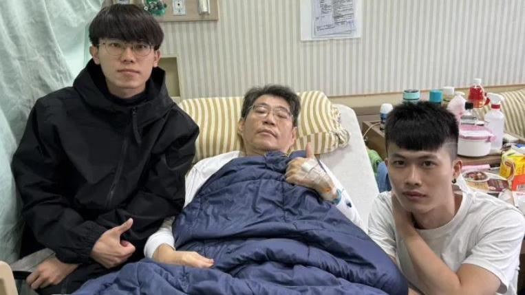 暖！獨居副教授病倒　學生自發性全天照顧