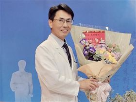 主任級醫師看診時突然倒下嚇壞所有人！原來是這病惹的禍（業配勿用）