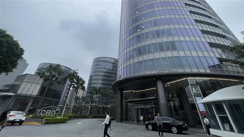 台塑牛小排重出江湖　招待所電話被打爆