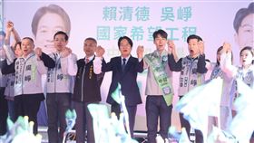 賴清德助陣吳崢。（圖／記者邱榮吉攝影）