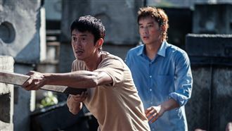 陳澤耀被警甩巴掌！吳慷仁急護弟險遭圍毆