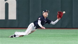 曾收「釣蝦手套」　被比肩林哲瑄郭天信驚