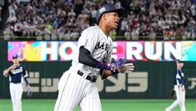 ▲万波中正敲出陽春砲，讓日本取得2分的領先。（圖／翻攝自日本國家隊侍武士官方推特）