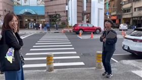 ▲郭昱晴遇年輕黨工獻唱。（圖／翻攝自郭昱晴臉書）

